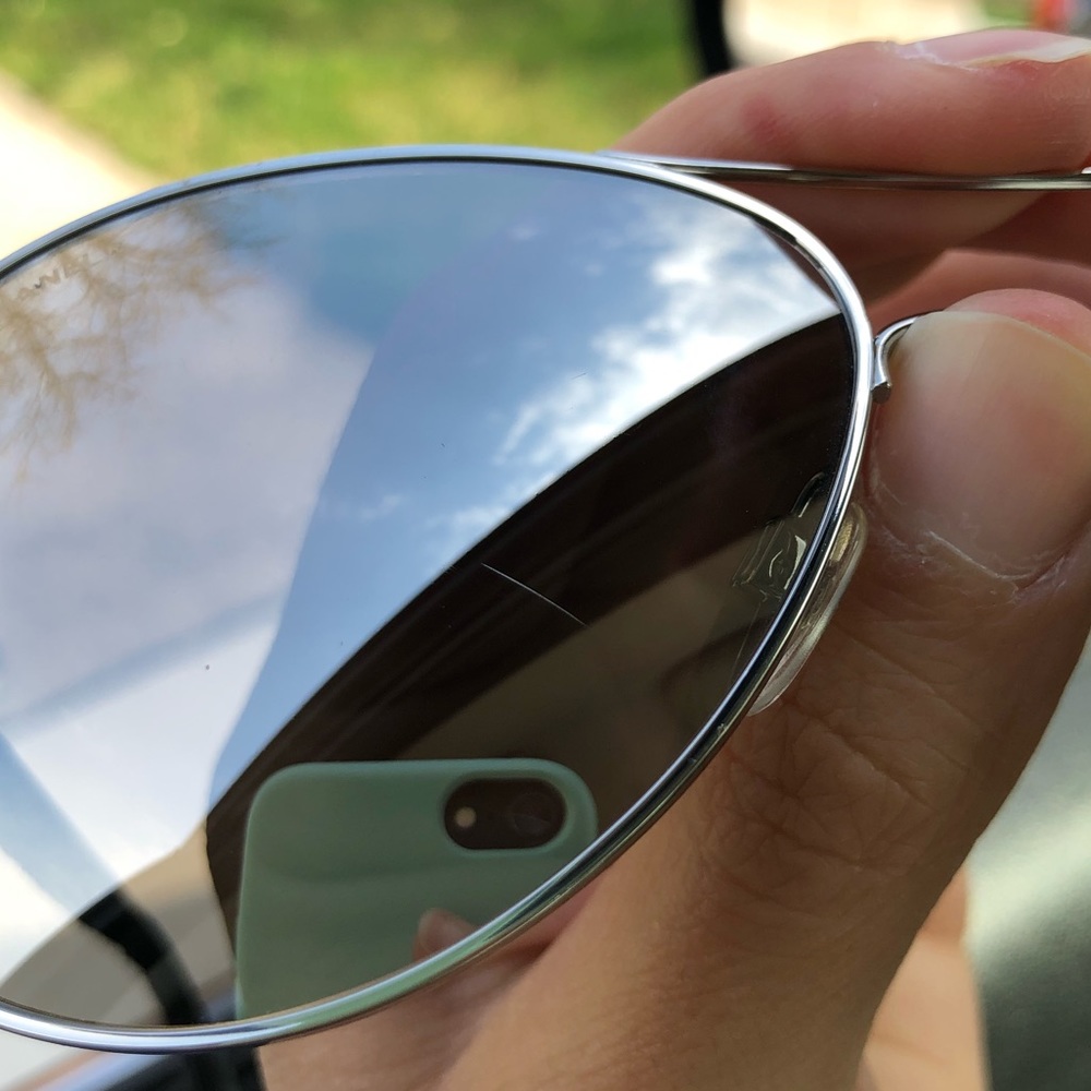 Chanel sunglasses authentic! - Picture 6 of 7